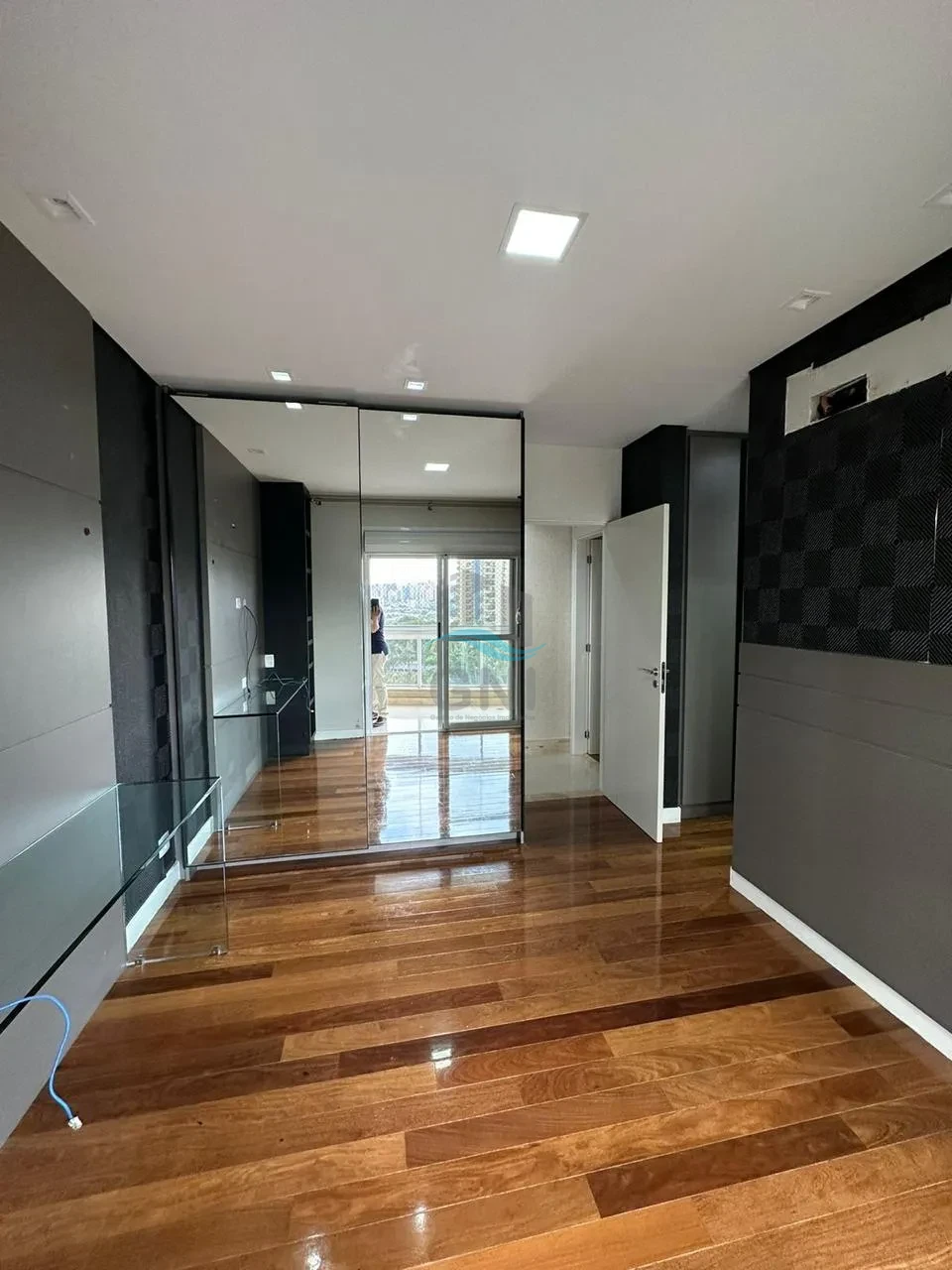 APARTAMENTO PARA LOCAÇÃO - EDIFICIO BATLLÓ