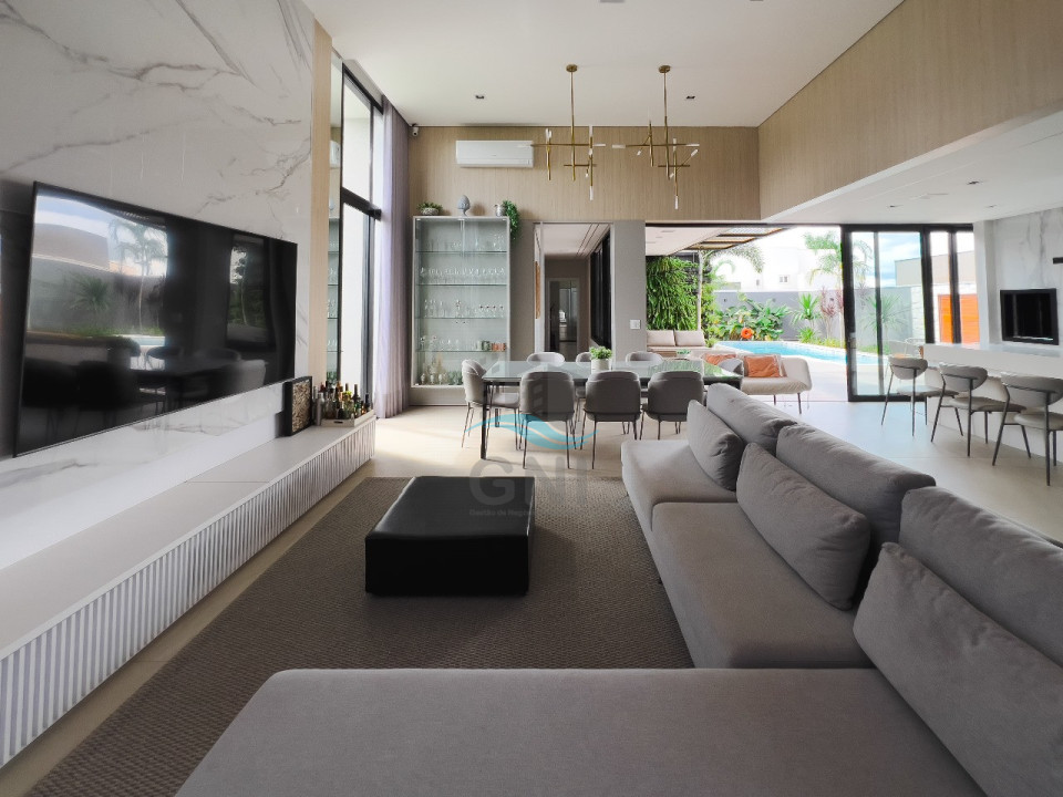 Imagens do imóveis CASA A VENDA - CONDOMINIO SUN LAKE RESIDENCE