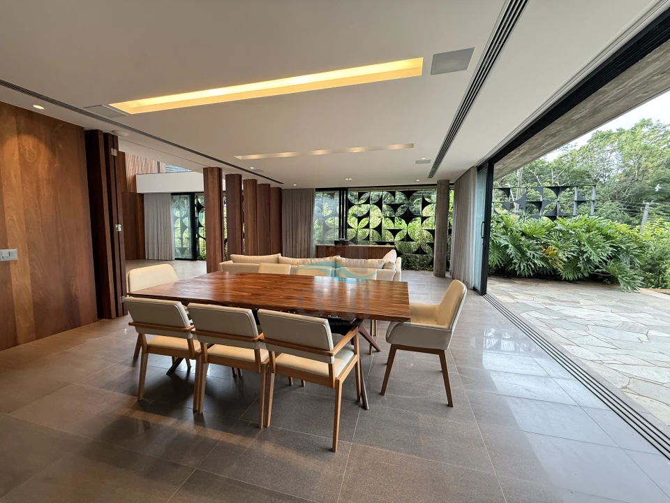 Imagens do imóveis CASA A VENDA - CONDOMINIO ROYAL PARK