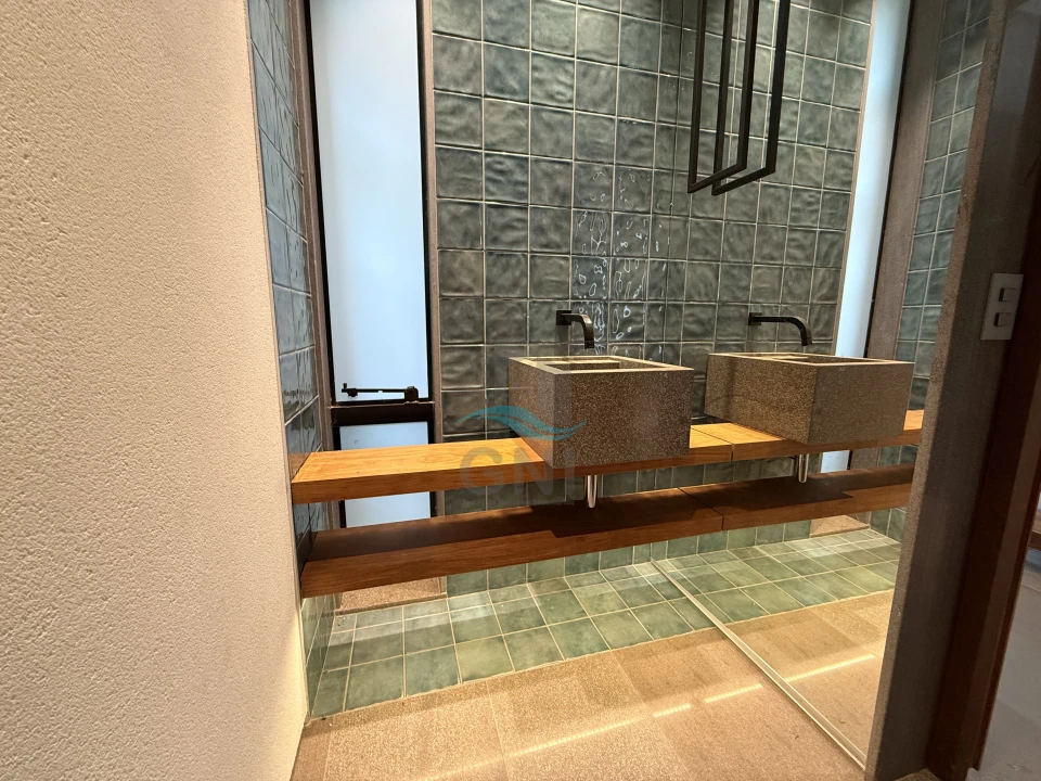 Imagens do imóveis CASA A VENDA - CONDOMINIO ROYAL PARK