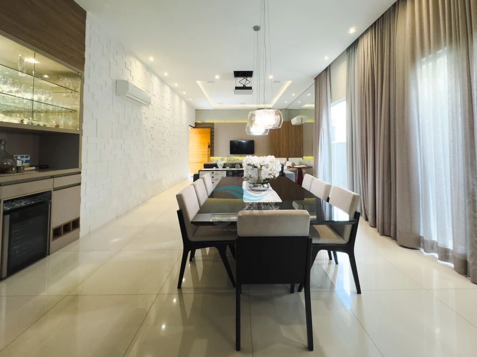 Imagens do imóveis CASA A VENDA - CONDOMINIO ALPHAVILLE II