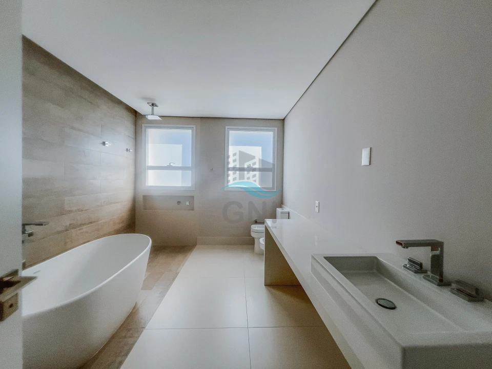 APARTAMENTO A VENDA - EDIFICIO LA TORRE