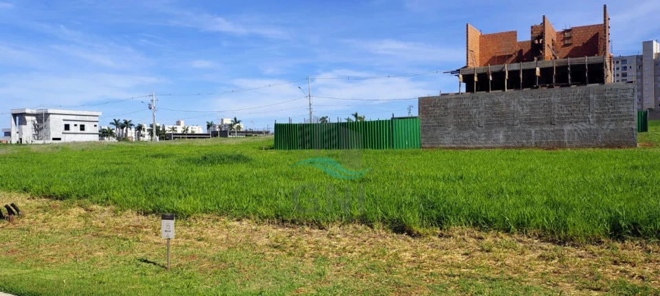 Imagens do imóveis TERRENO A VENDA - CONDOMINIO PAYSAGE INDAIÁ