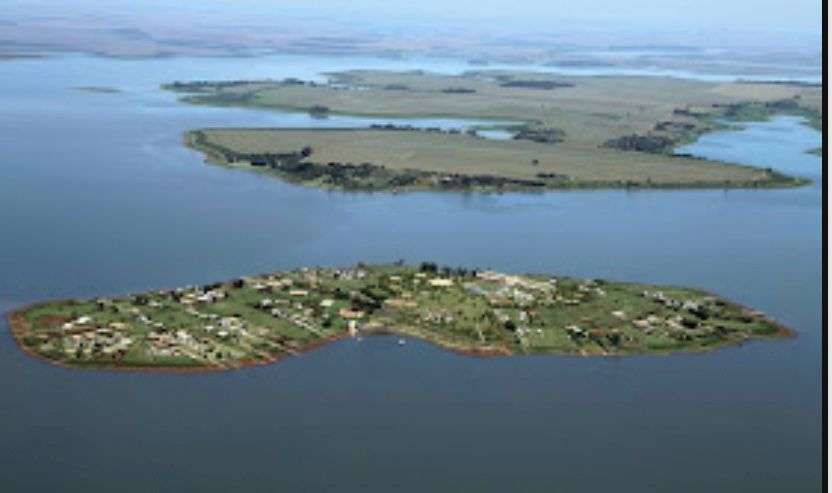 TERRENO À VENDA - CONDOMINIO ILHA DO SOL Imagens do imóveis TERRENO À VENDA - CONDOMINIO ILHA DO SOL