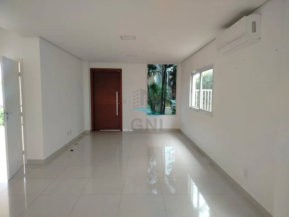 CASA PARA LOCAÇÃO - CONDOMINIO ROYAL MAISON
