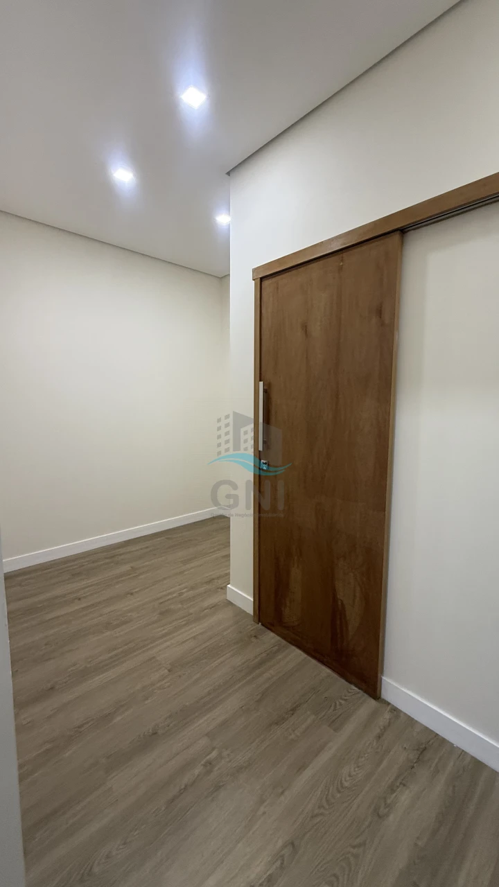 Imagens do imóveis CASA A VENDA - CONDOMINIO PARQUE TAUA ARAÇARI