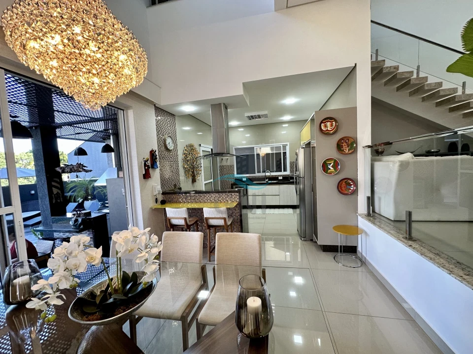 Imagens do imóveis CASA A VENDA - CONDOMÍNIO SUN LAKE RESIDENCE