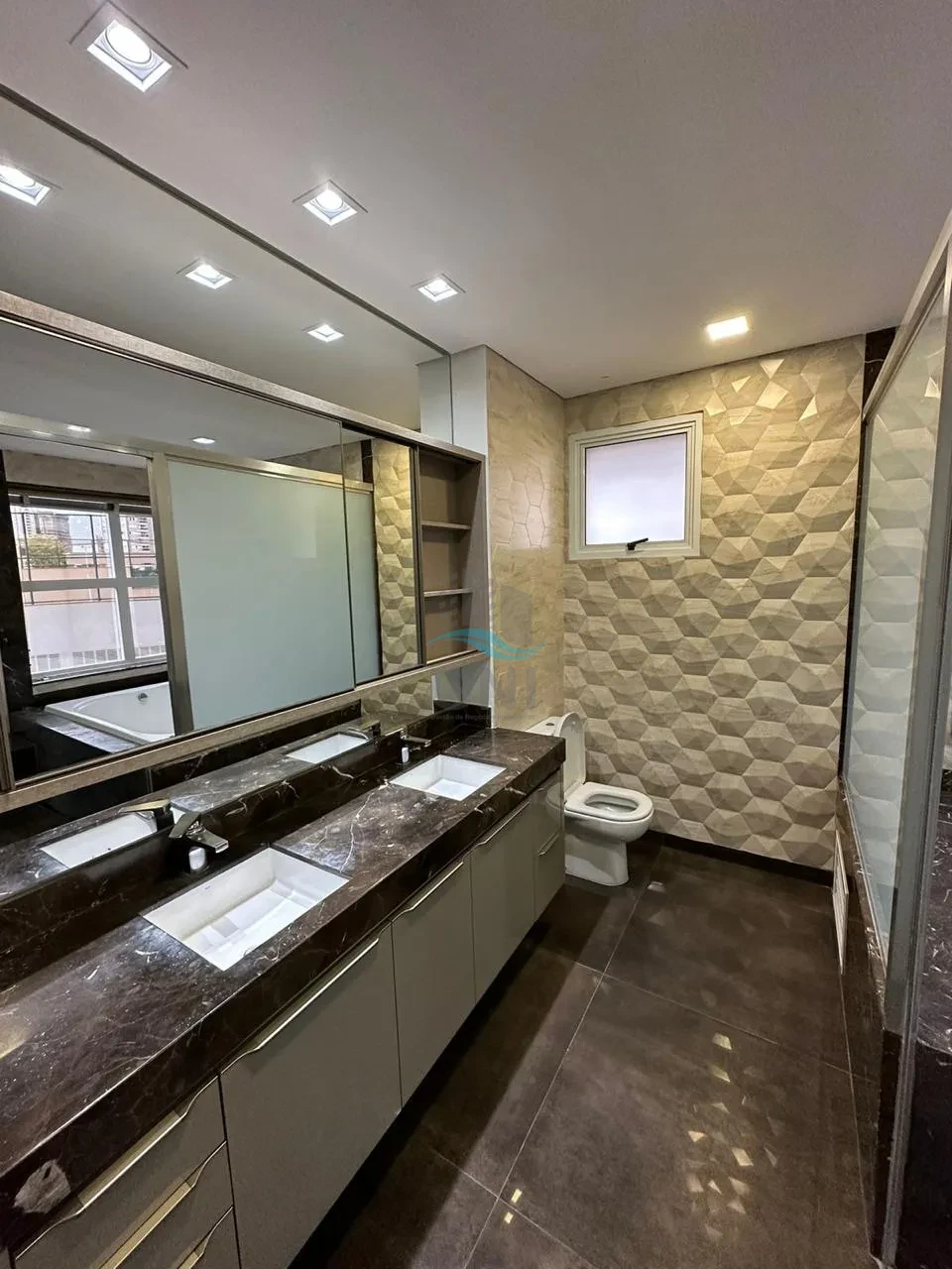 APARTAMENTO PARA LOCAÇÃO - EDIFICIO BATLLÓ