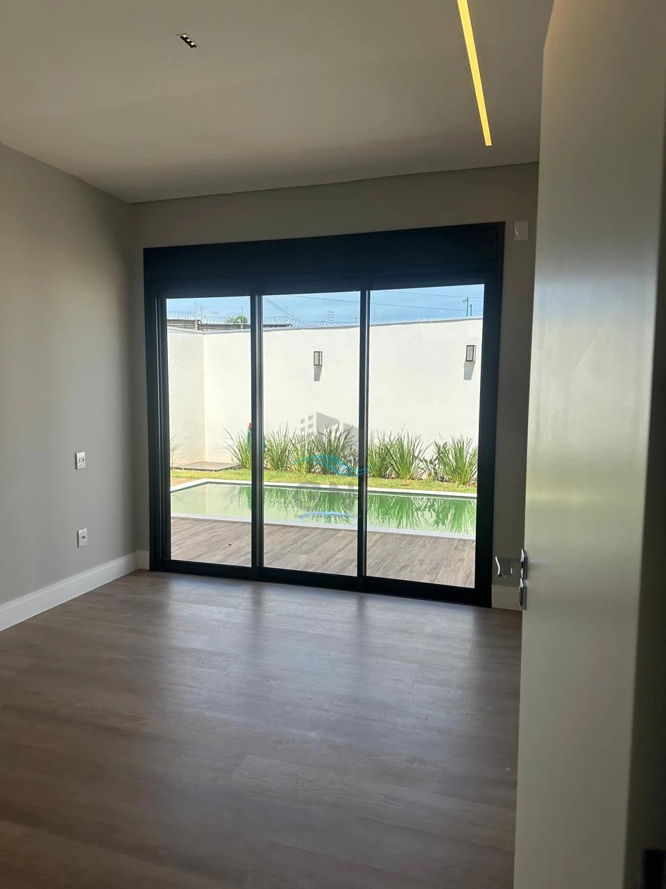 Imagens do imóveis CASA A VENDA - CONDOMINIO BELLA VITTA