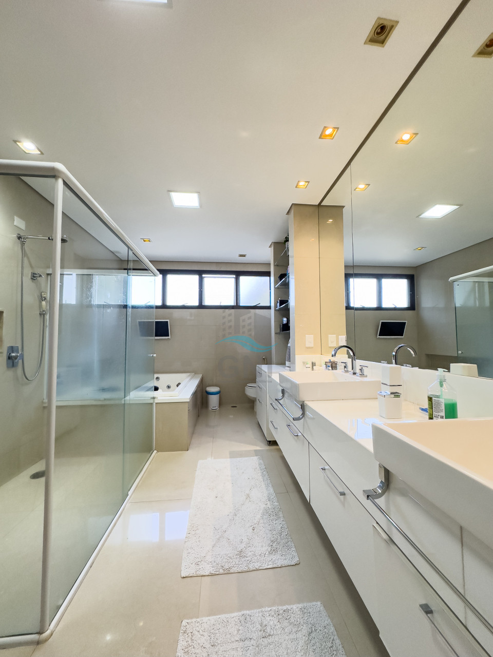 CASA A VENDA - CONDOMINIO ROYAL PARK Imagens do imóveis CASA A VENDA - CONDOMINIO ROYAL PARK