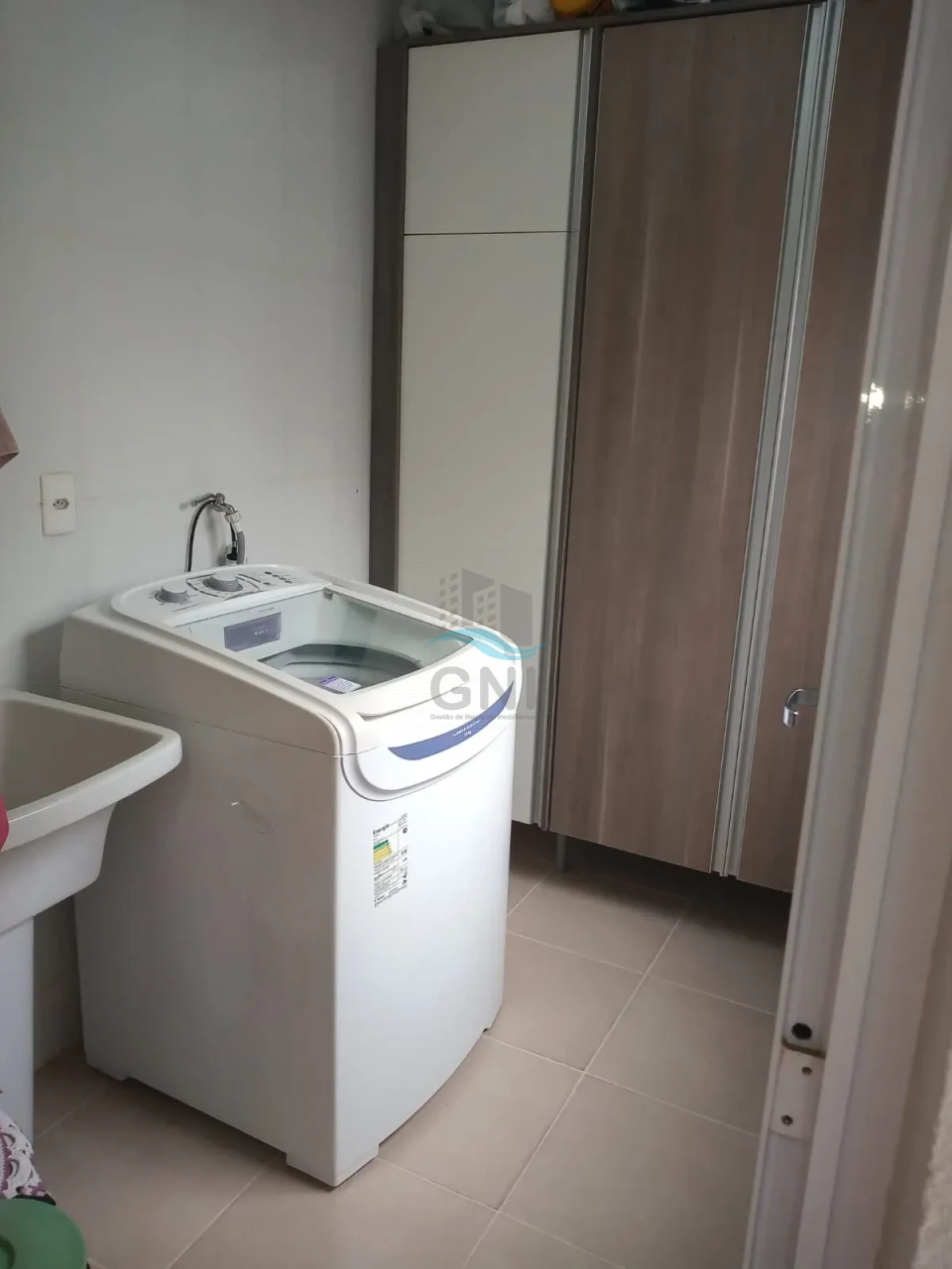 Imagens do imóveis CASA A VENDA - CONDOMINIO VILA FLORENCA
