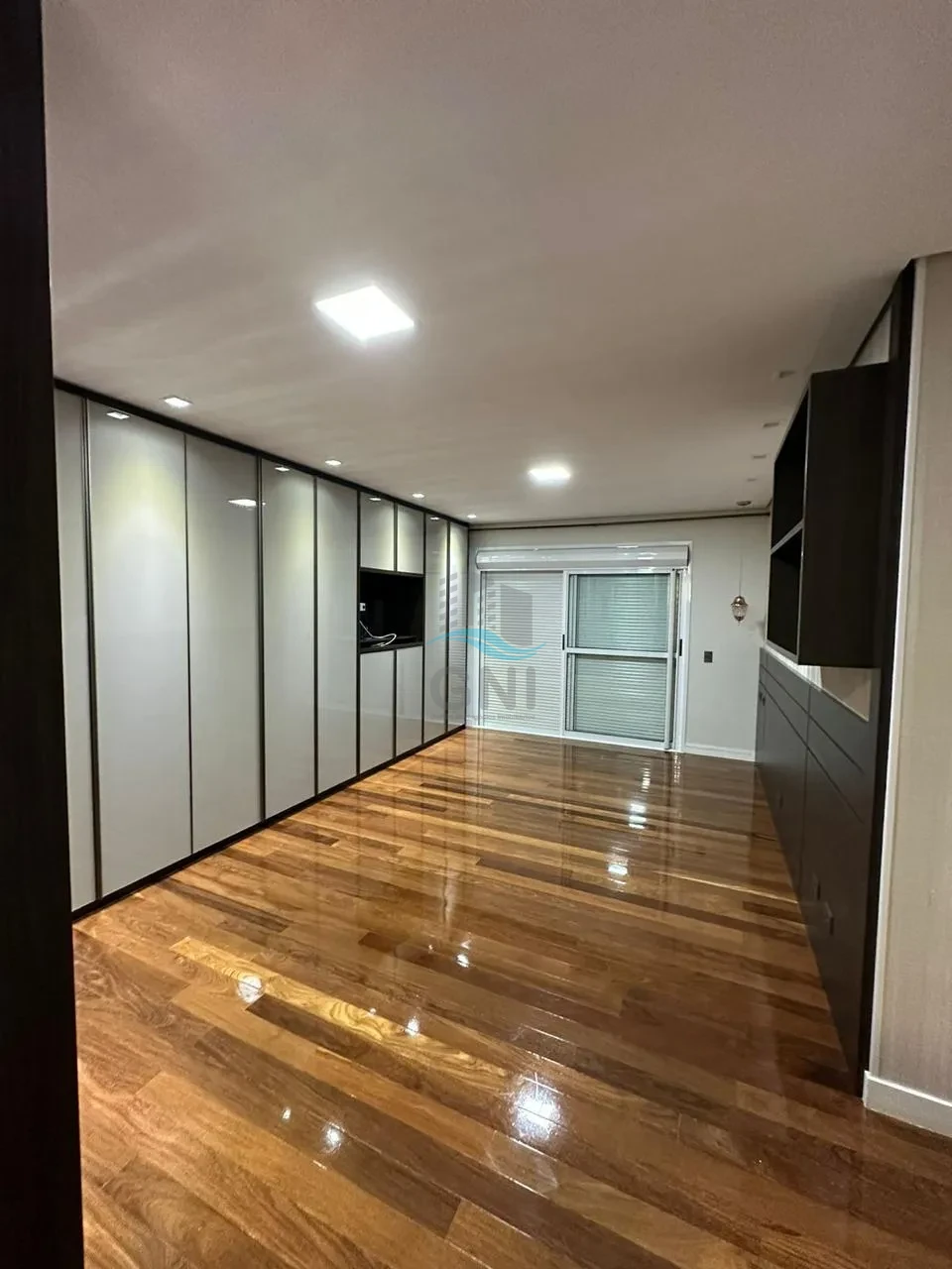 APARTAMENTO PARA LOCAÇÃO - EDIFICIO BATLLÓ