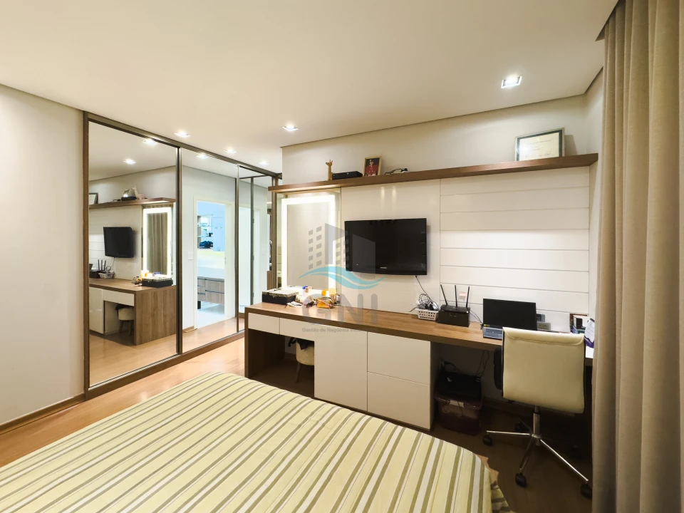 Imagens do imóveis CASA A VENDA - CONDOMINIO ALPHAVILLE II