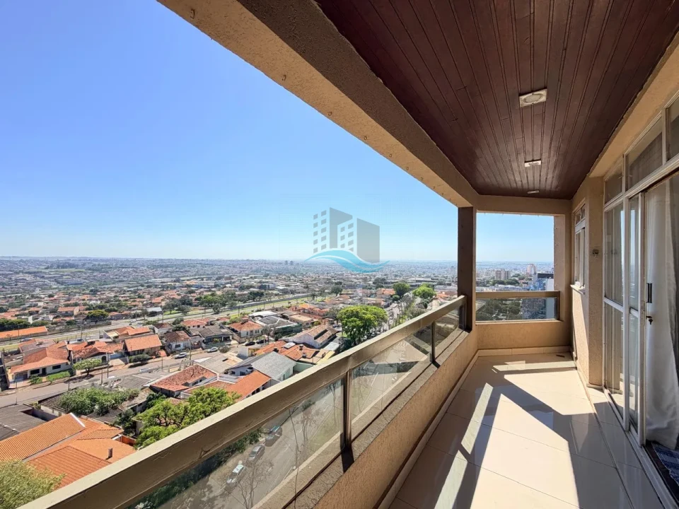 Imagens do imóveis APARTAMENTO A VENDA - EDIFÍCIO LUCÍLIO DE HELD