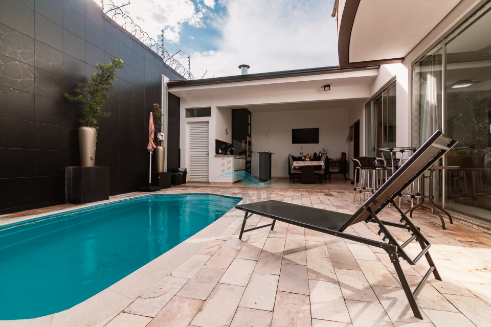 CASA A VENDA - CONDOMINIO GOLDEN HILL RESIDENCE Imagens do imóveis CASA A VENDA - CONDOMINIO GOLDEN HILL RESIDENCE