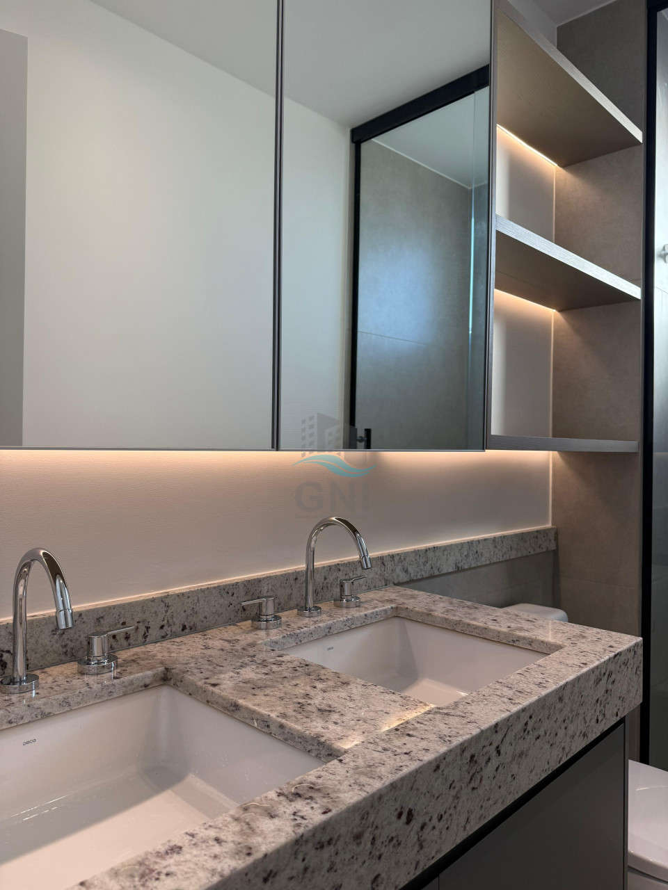 Imagens do imóveis APARTAMENTO A VENDA - EDIFICIO YOU 180