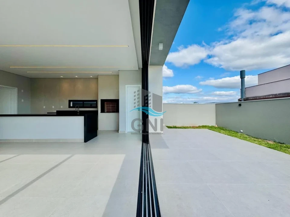 Imagens do imóveis CASA A VENDA - CONDOMINIO PARQUE TAUA ARACARI