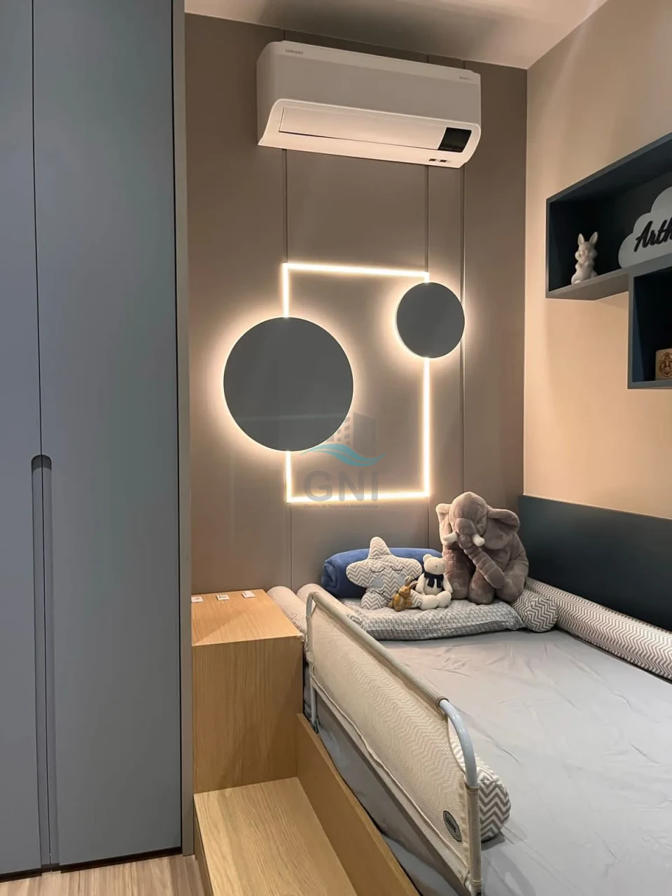 APARTAMENTO A VENDA - EDIFÍCIO TRIANON