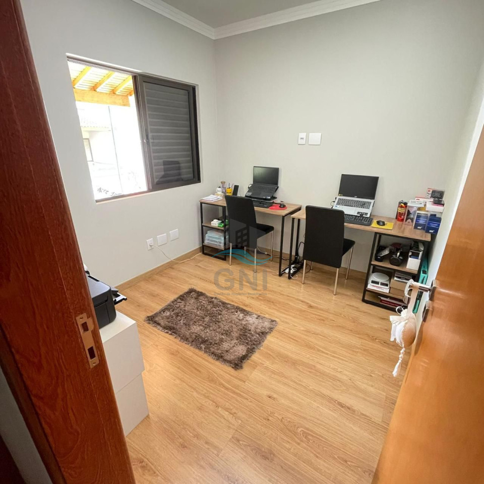 Imagens do imóveis CASA A VENDA - CONDOMÍNIO VALE DAS PEDRAS