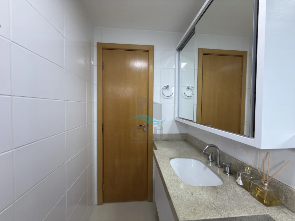 Imagens do imóveis APARTAMENTO A VENDA - EDIFICIO POTY LAZZAROTTO