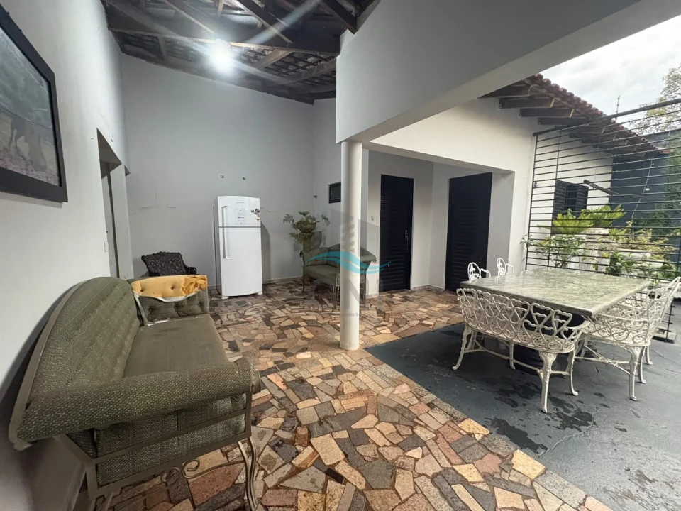 Imagens do imóveis CASA A VENDA - AV. SOUZA NAVES (IBIPORÃ)