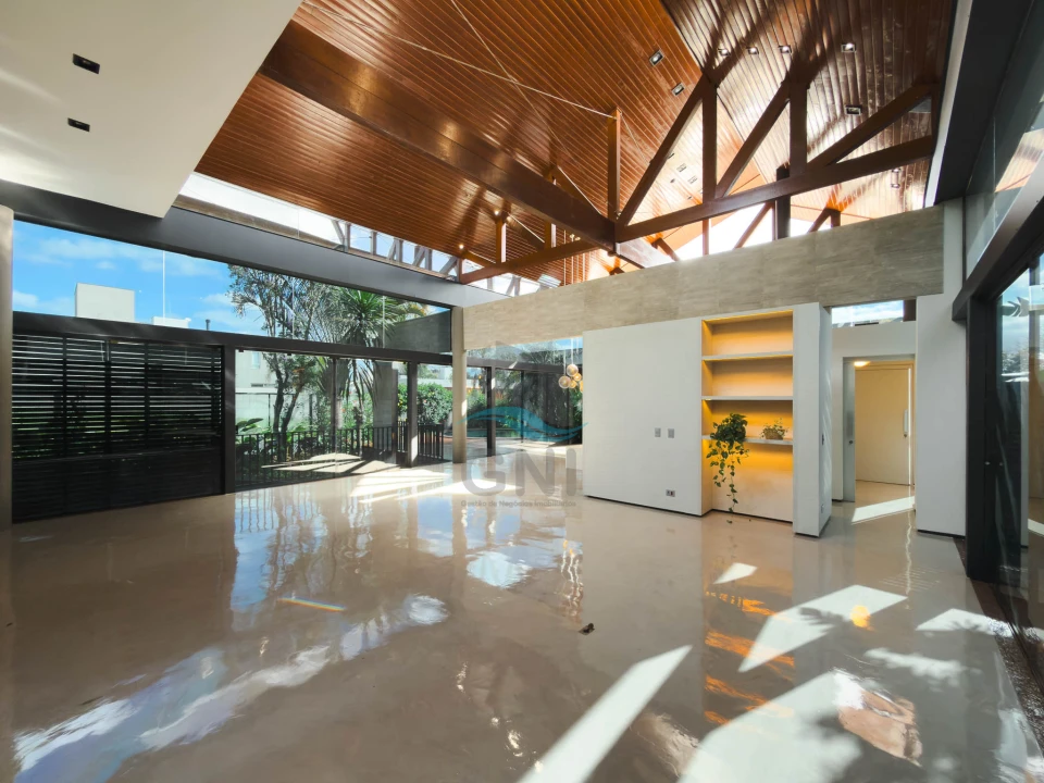 Imagens do imóveis CASA A VENDA - ALPHAVILLE IMBUIAS