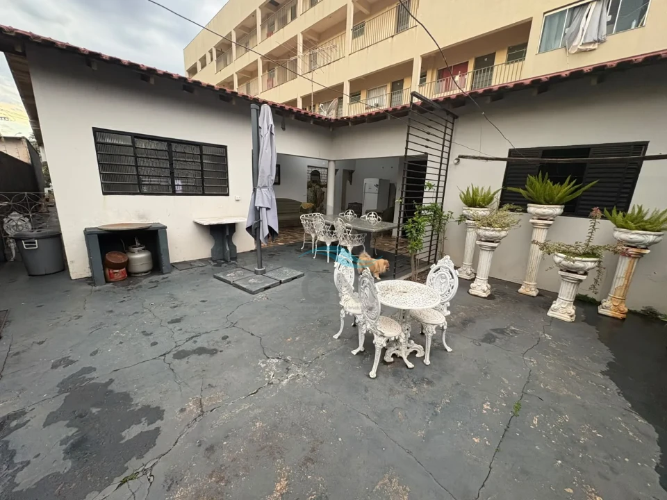 Imagens do imóveis CASA A VENDA - AV. SOUZA NAVES (IBIPORÃ)