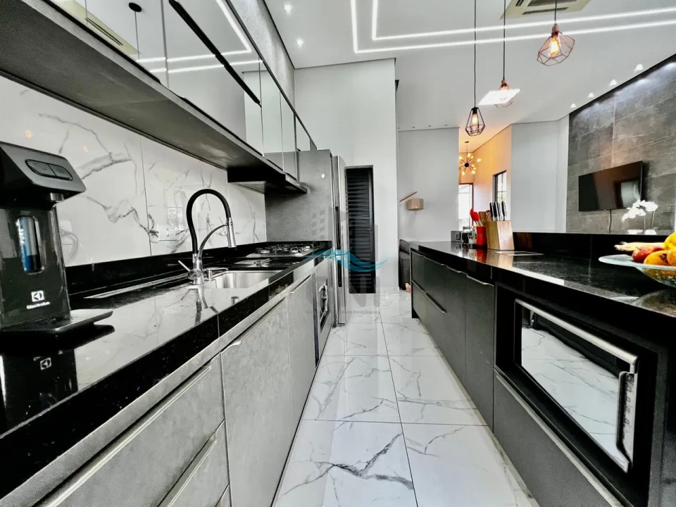 CASA A VENDA - RESIDENCIAL BELLEVIE