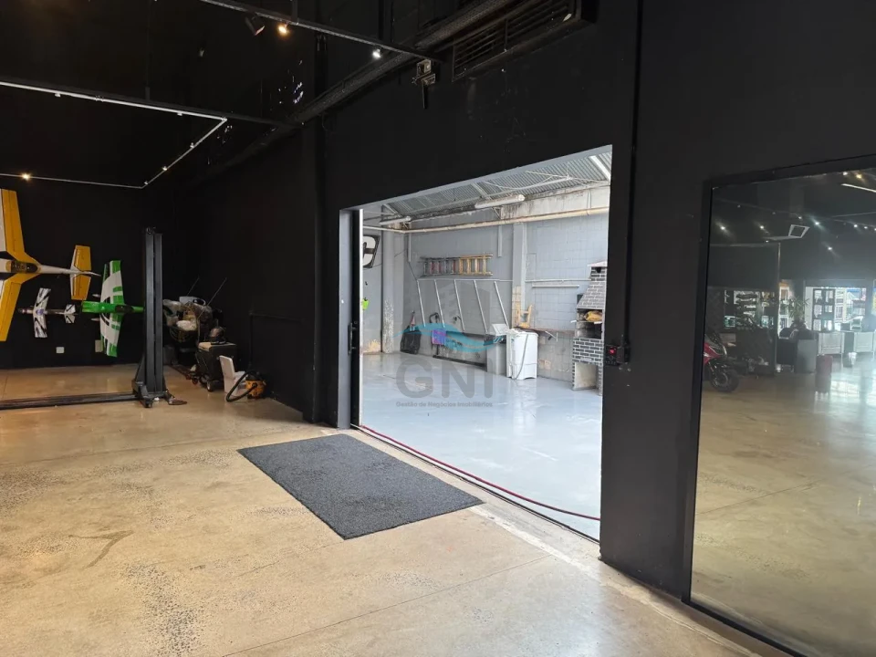 Imagens do imóveis BARRACÃO PARA LOCAÇÃO  - CENTRO