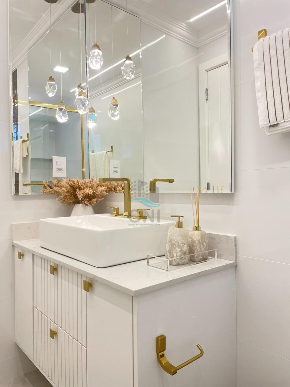 COBERTURA A VENDA - EDIFICIO RESIDENCIAL EUNICE COSTA Imagens do imóveis COBERTURA A VENDA - EDIFICIO RESIDENCIAL EUNICE COSTA