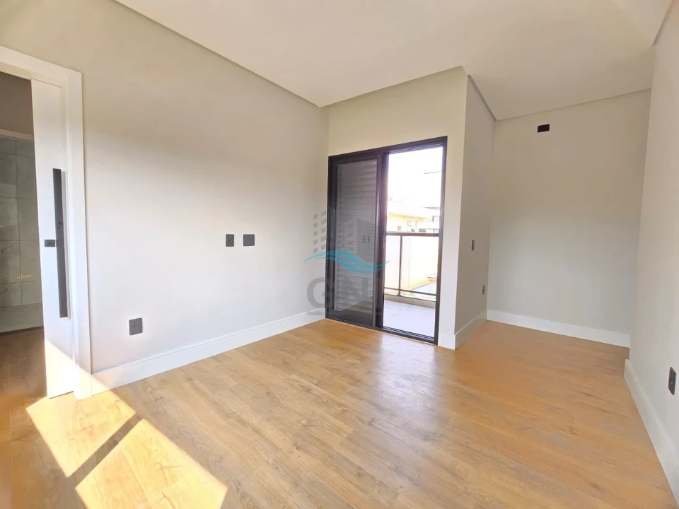 Imagens do imóveis CASA A VENDA - CONDOMÍNIO TAUÁ ARANGUA