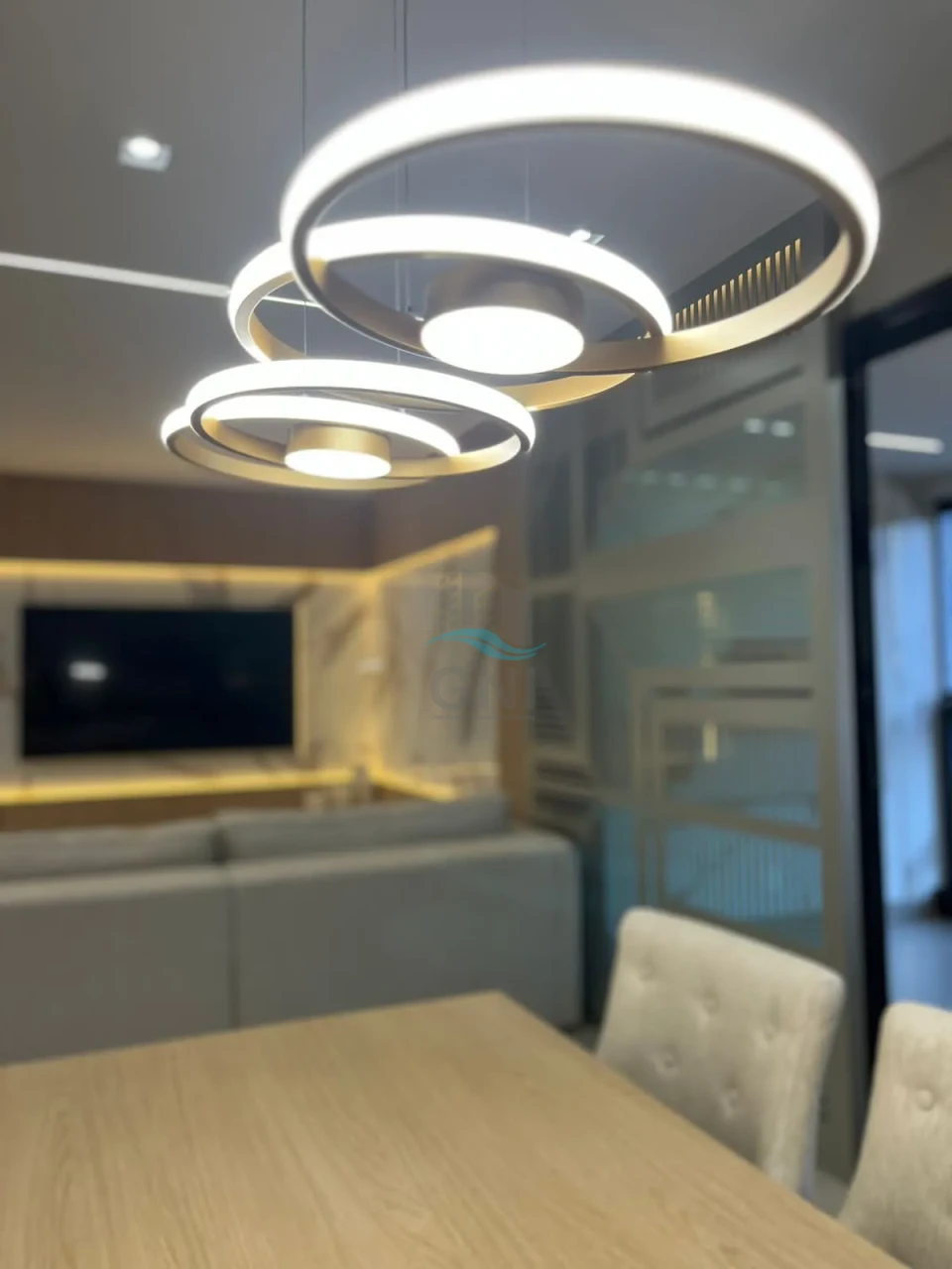 APARTAMENTO A VENDA - EDIFÍCIO TRIANON