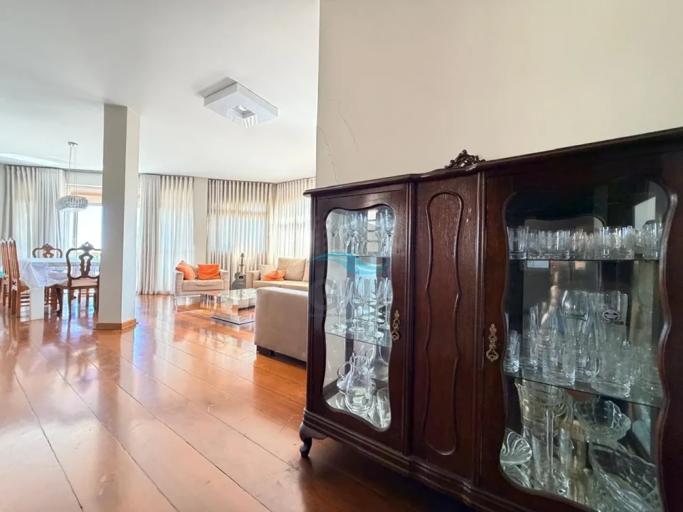 Imagens do imóveis APARTAMENTO A VENDA - EDIFÍCIO LUCÍLIO DE HELD