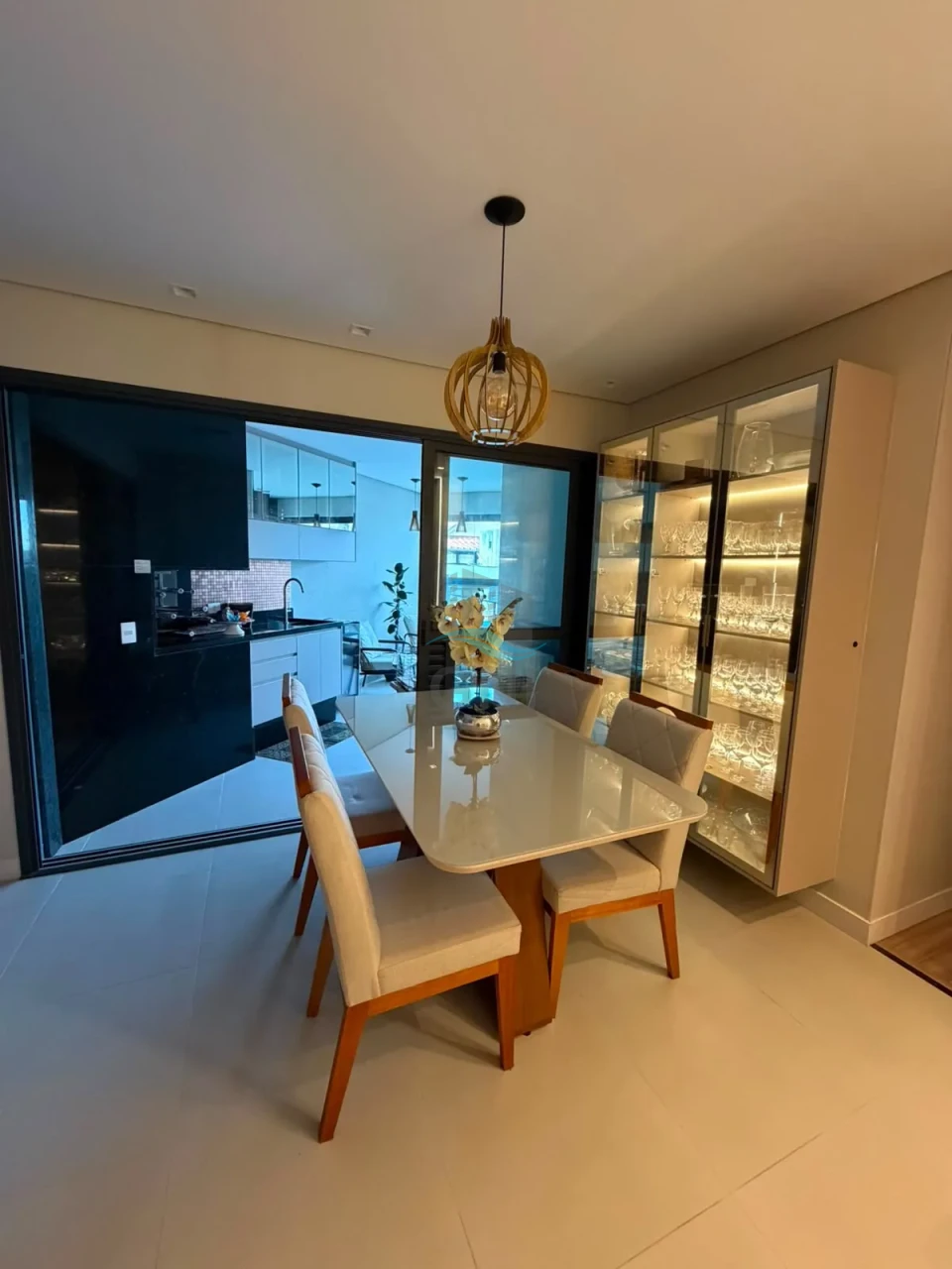APARTAMENTO A VENDA -  EDIFICIO ODYSSEY