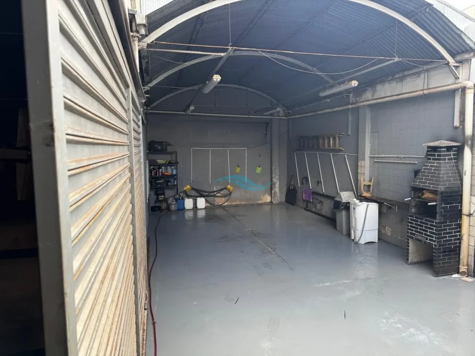 Imagens do imóveis BARRACÃO PARA LOCAÇÃO  - CENTRO