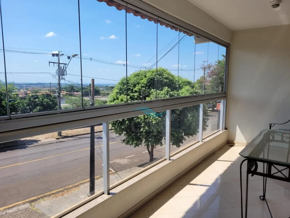 Imagens do imóveis SOBRADO COMERCIAL - AVENIDA SÃO JOÃO