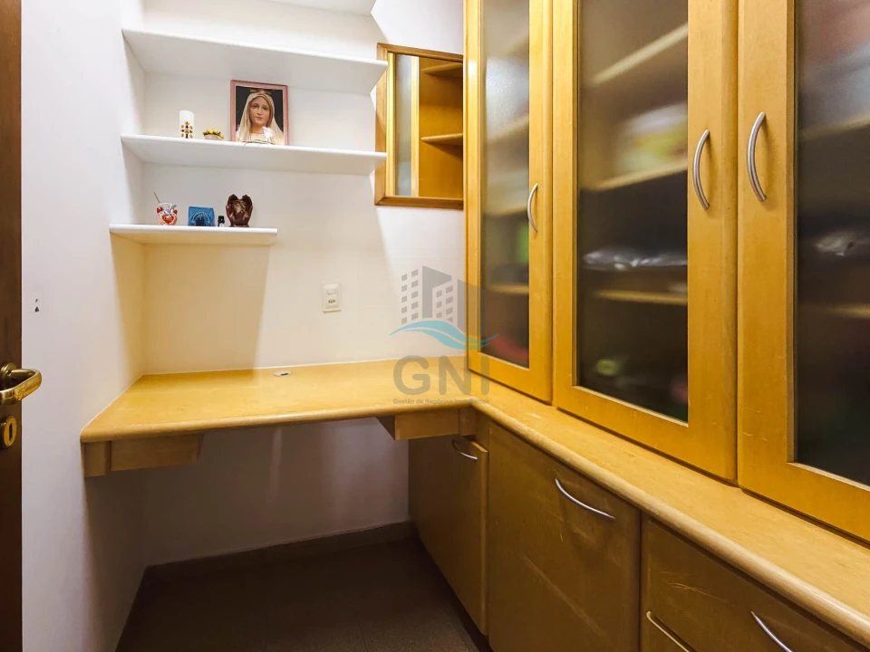 APARTAMENTO A VENDA - EDIFICIO CORAL GABLES - CENTRO