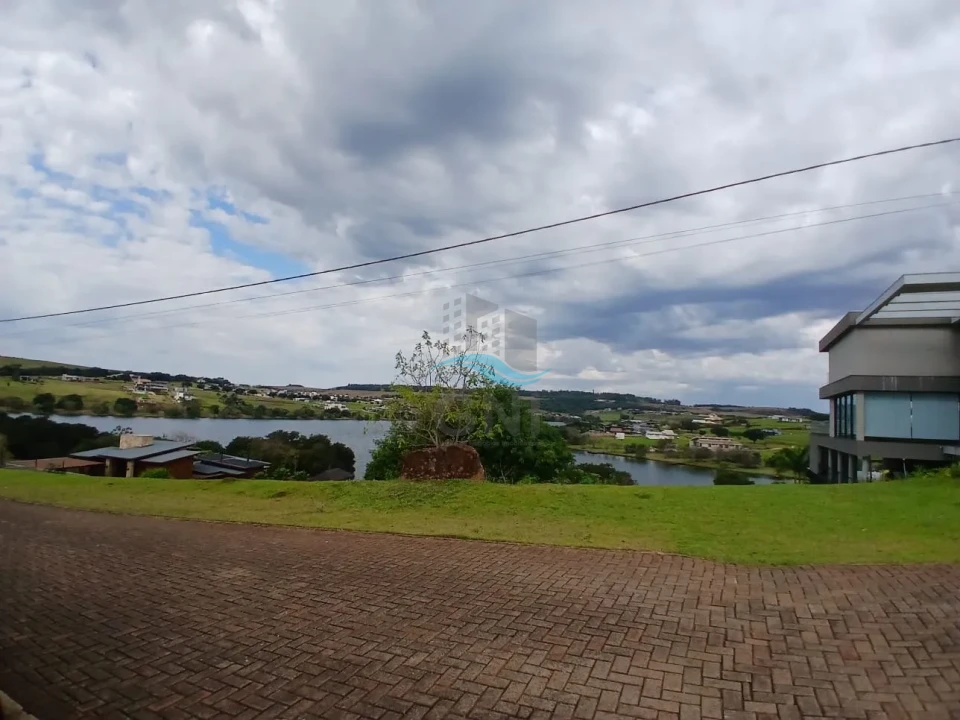 TERRENO A VENDA - CONDOMINIO ECOVILLAS DO LAGO