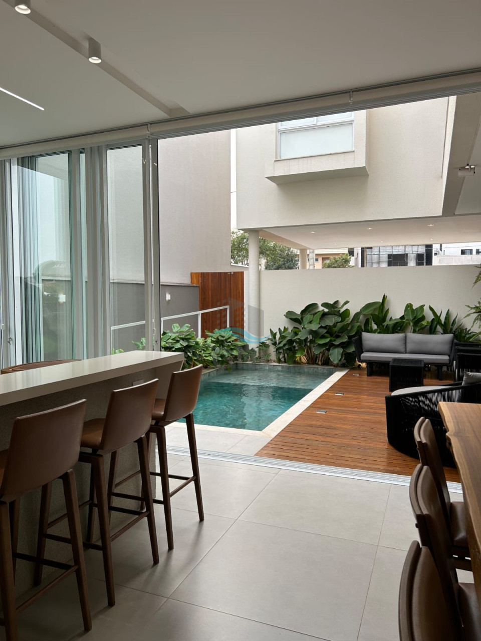 Imagens do imóveis CASA A VENDA - CONDOMINIO PARQUE TAUA ARANGUA
