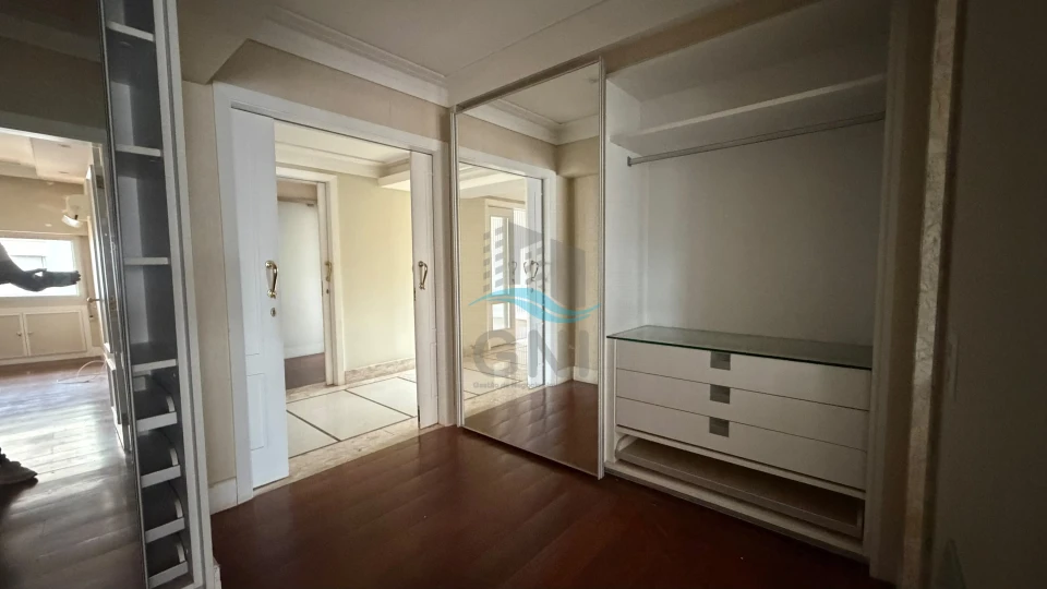 Imagens do imóveis APARTAMENTO A VENDA - EDIFICIO COMODORO