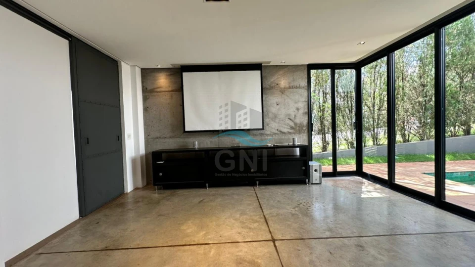 Imagens do imóveis CASA PARA LOCAÇÃO - CONDOMÍNIO ALPHAVILLE II