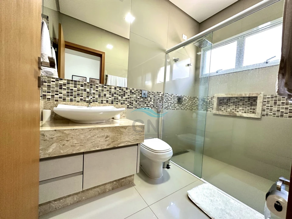 Imagens do imóveis CASA A VENDA - CONDOMÍNIO SUN LAKE RESIDENCE