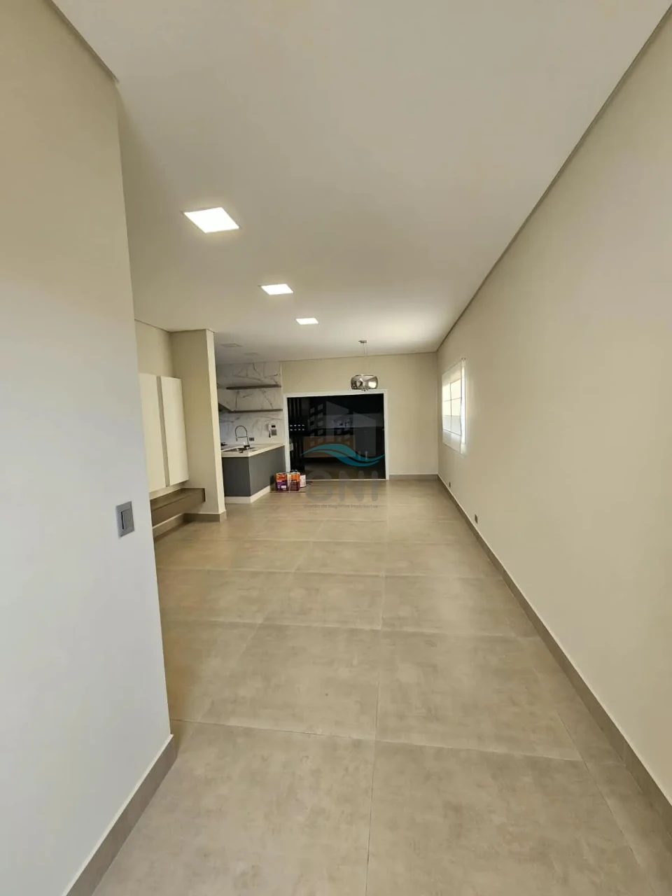 CASA SOBRADO A VENDA - JARDIM TOZZI