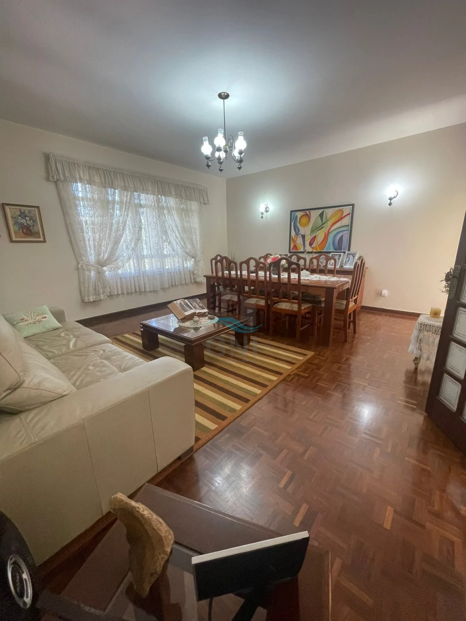 Imagens do imóveis CASA A VENDA - BAIRRO AURORA