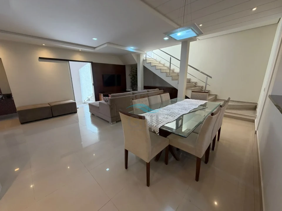 CASA A VENDA - CONDOMINIO GOLDEN PARK RESIDENCE