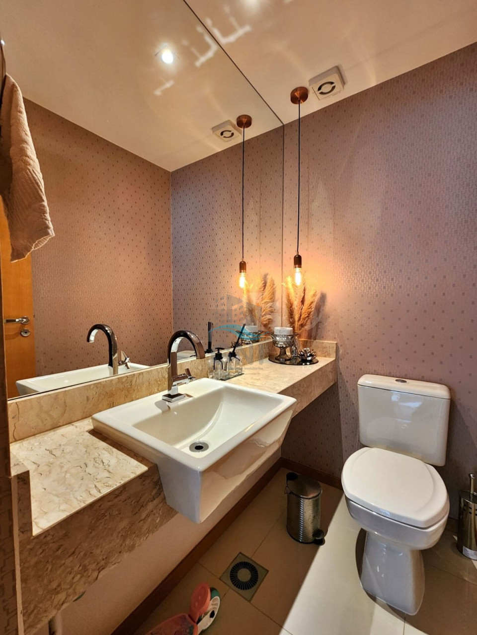 APARTAMENTO A VENDA - EDIFICIO POTY LAZZAROTTO Imagens do imóveis APARTAMENTO A VENDA - EDIFICIO POTY LAZZAROTTO