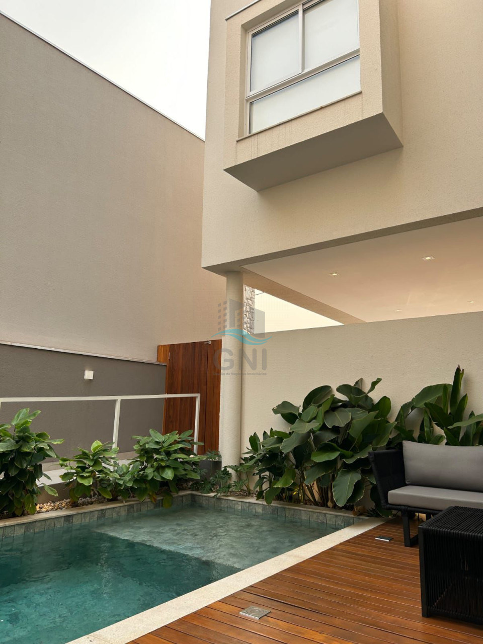 Imagens do imóveis CASA A VENDA - CONDOMINIO PARQUE TAUA ARANGUA