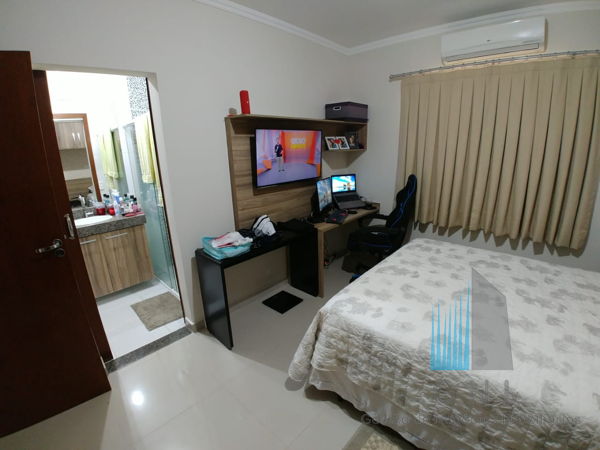 CASA A VENDA - JARDIM LEONOR Imagens do imóveis CASA A VENDA - JARDIM LEONOR