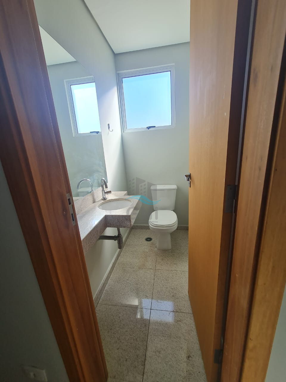 Imagens do imóveis APARTAMENTO A VENDA - EDIFICIO PARANAGUA SOHO