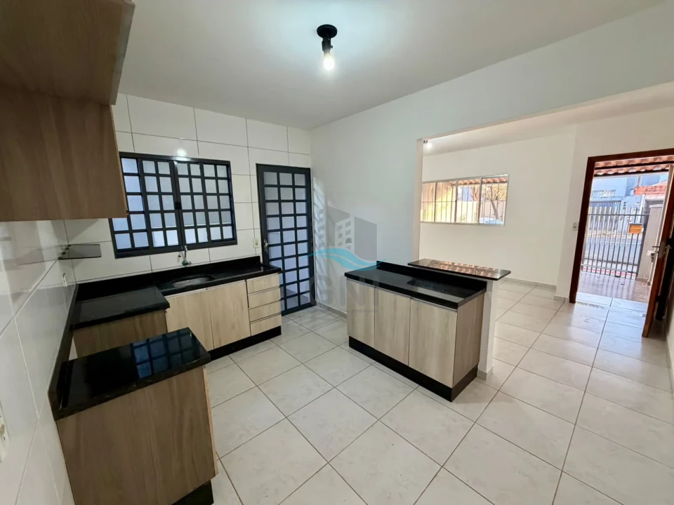 Imagens do imóveis CASA A VENDA - BAIRRO COLUMBIA